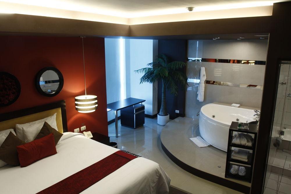 Hotel Ginebra Lima Exterior photo