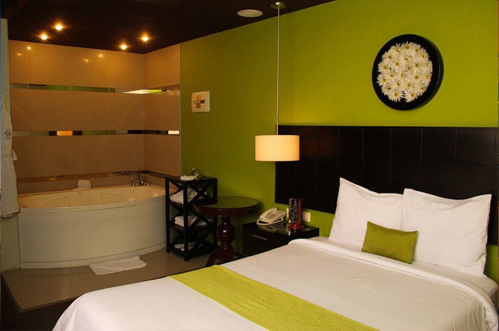 Hotel Ginebra Lima Exterior photo